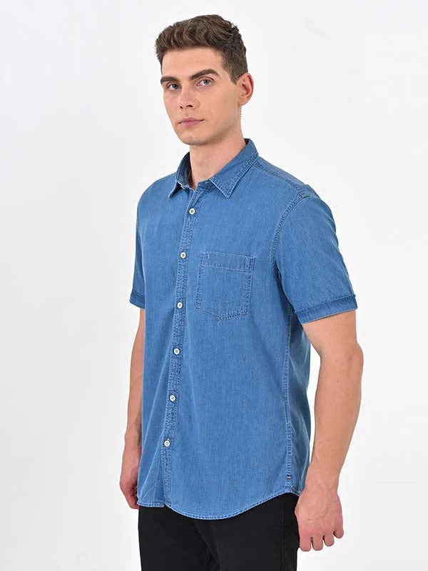 Indian Terrain Men's Regular Fit Half Sleeve Solid Blue Shirt